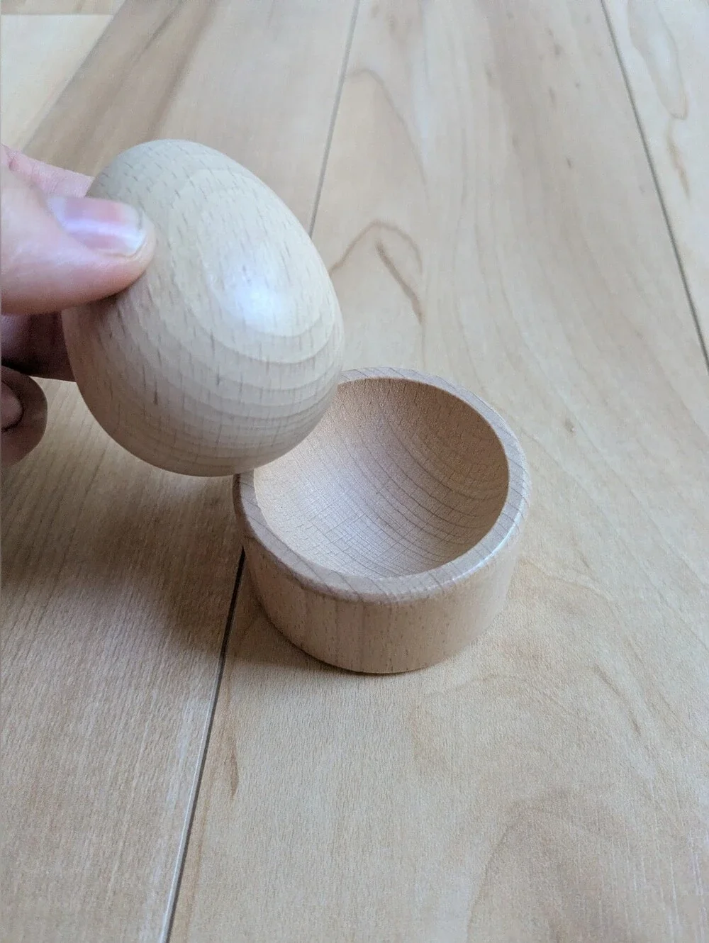 LOVEVERY Montessori Egg Cup